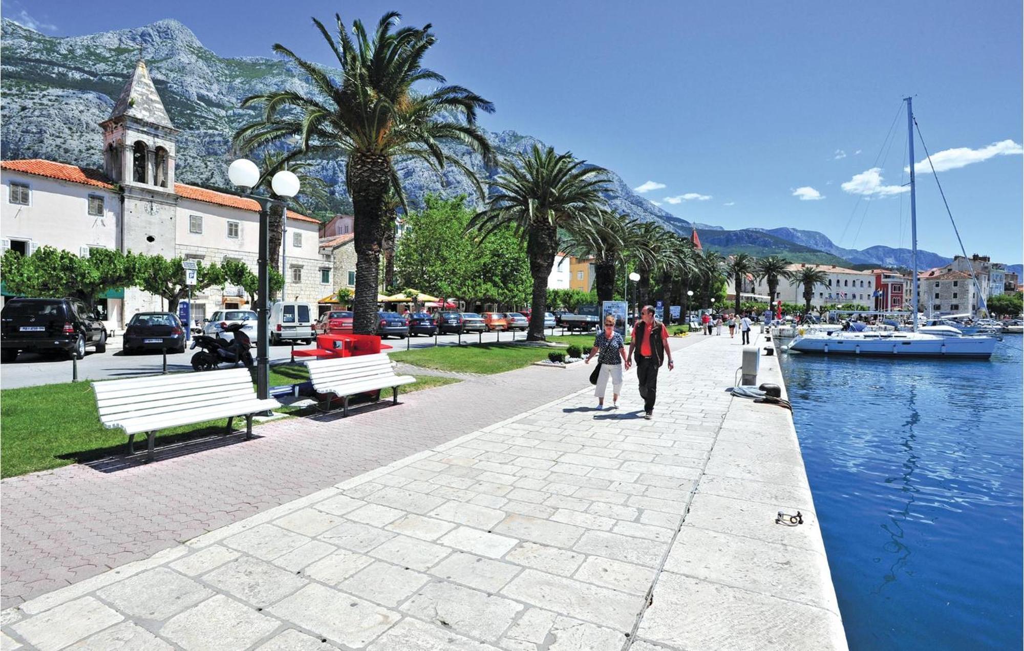 Amazing Apartment In Makarska With Wifi Exterior foto